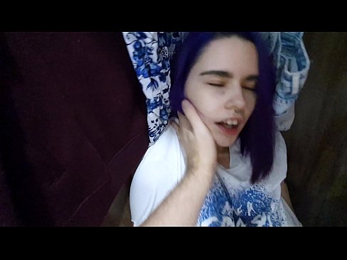 ❤️ Trovis mian fratinon en la ŝranko kaj helpis ŝin kumi ️ Bonega porno ĉe eo.mobilecric.top